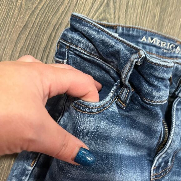 American Eagle Skinny Jeans NE(X)T Level Stretch Distressed Medium Wash Size 0 - Picture 2 of 11